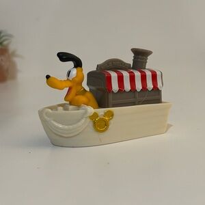 Replacement Disney Pluto in Cream Boat with Red-White Striped Canopy
